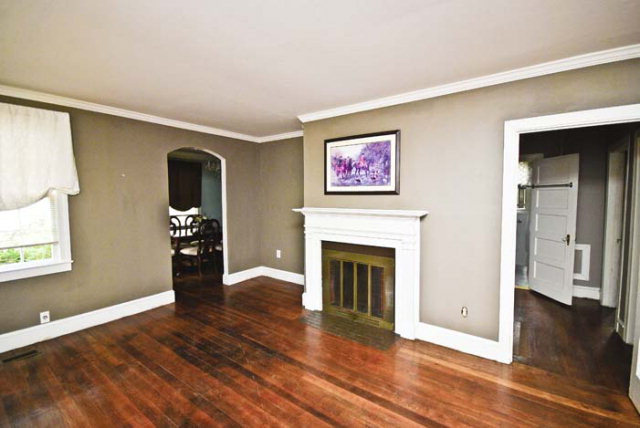 1622 Pendleton Road Augusta, GA 30904 - Photo 2 of 10 Living Room