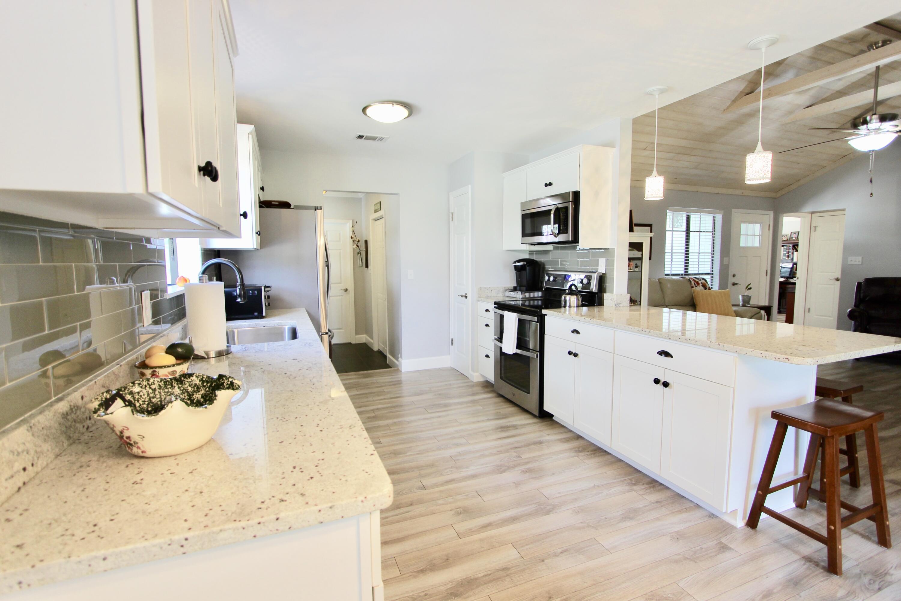 63 Suggs Road Freeport, FL 32439 - Photo 60 of 81 Main House Kitchen 2