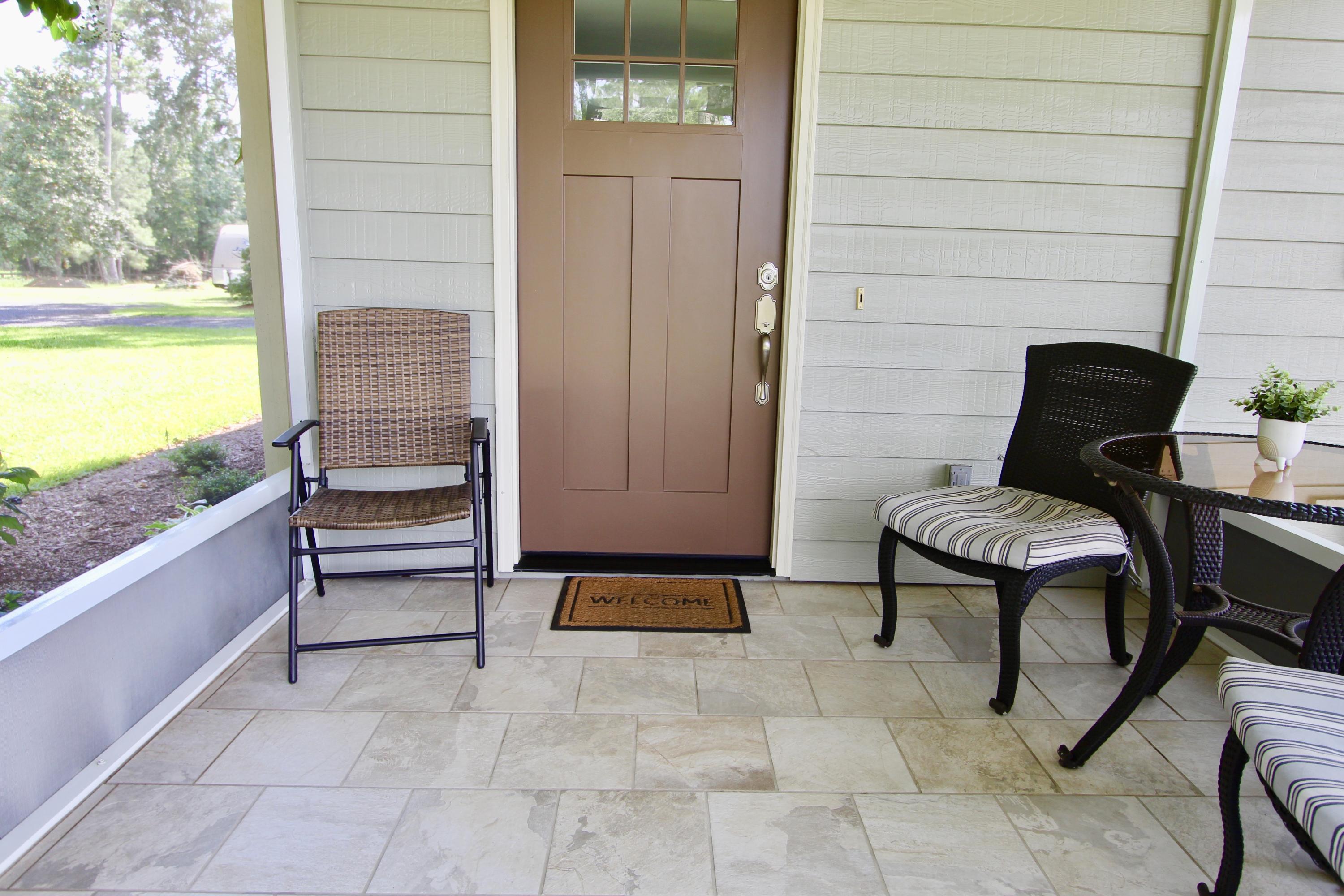 63 Suggs Road Freeport, FL 32439 - Photo 6 of 81 Guest House Front Porch