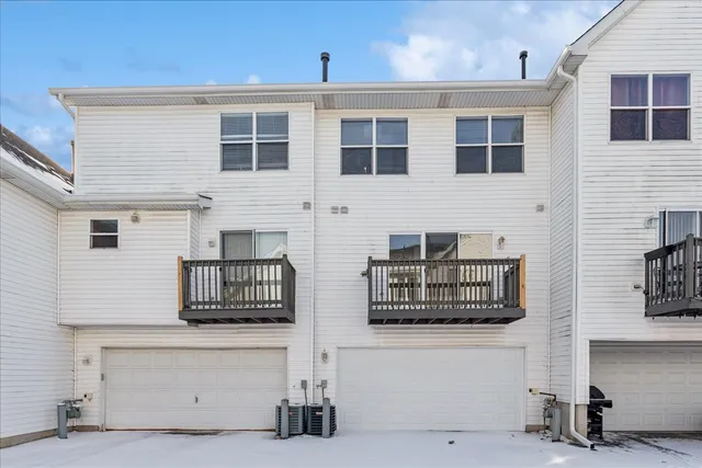 $279,900 | 17440 Yakima Drive, Lockport, IL 60441