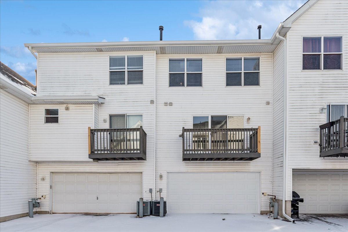 17440 Yakima Drive Lockport, IL 60441 - Photo 20 of 20 a front view of a house with a garage