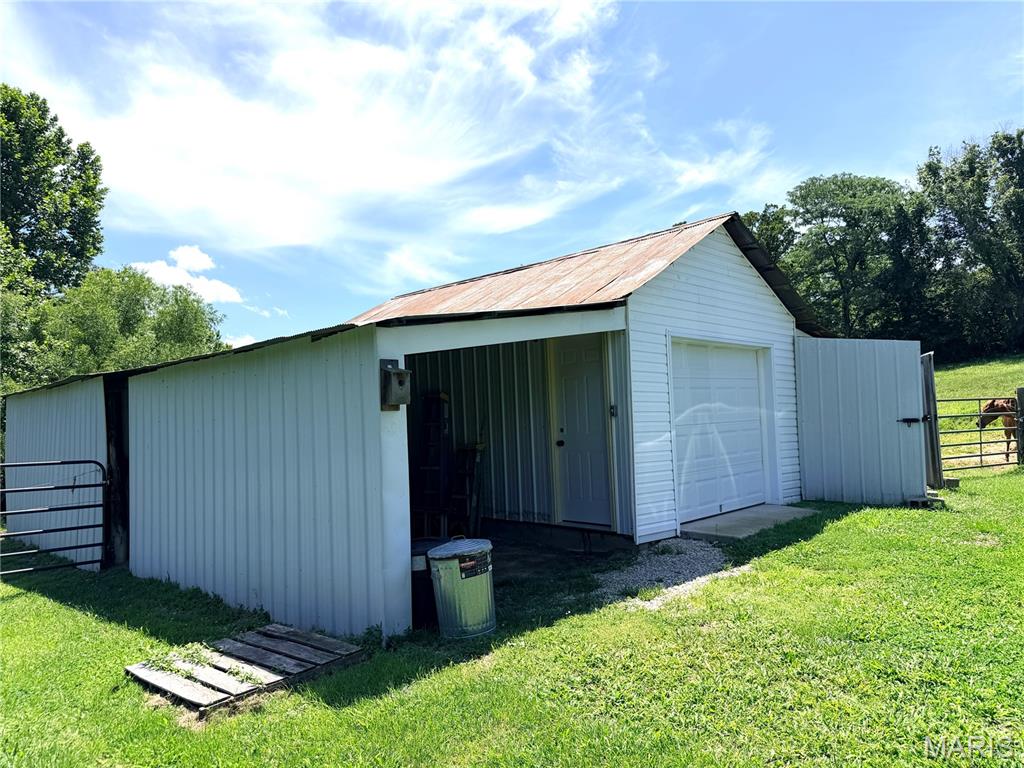 1086 Mill Hill Road St. Clair, MO 63077 - Photo 9 of 34