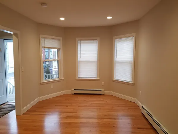 $3,900 | 6 Speridakis Terrace, Unit 6, Cambridge, MA 02139
