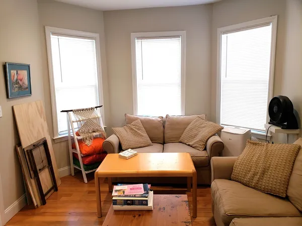 $3,900 | 6 Speridakis Terrace, Unit 6, Cambridge, MA 02139