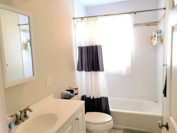 $3,900 | 6 Speridakis Terrace, Unit 6, Cambridge, MA 02139