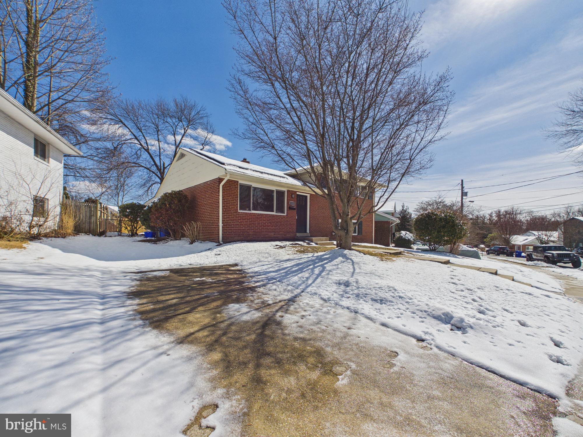 10309 Conover Drive Silver Spring, MD 20902 - Photo 5 of 42