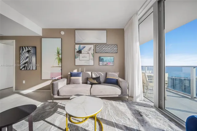 $6,000 | 4010 South Ocean Drive, Unit R2305, Hollywood, FL 33019