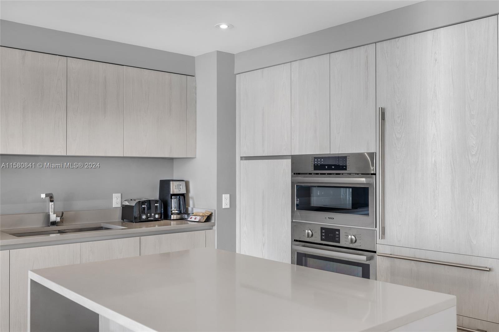 4010 South Ocean Drive, Unit R2305 Hollywood, FL 33019 - Photo 18 of 43