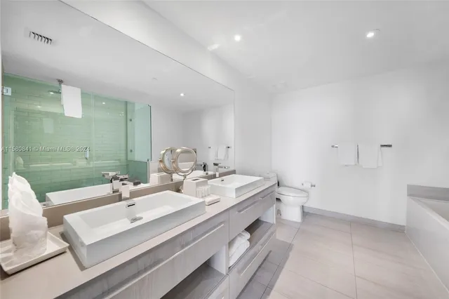 $6,000 | 4010 South Ocean Drive, Unit R2305, Hollywood, FL 33019