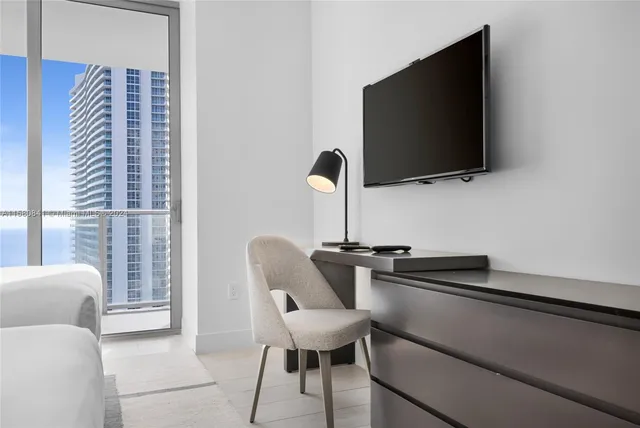 $6,000 | 4010 South Ocean Drive, Unit R2305, Hollywood, FL 33019