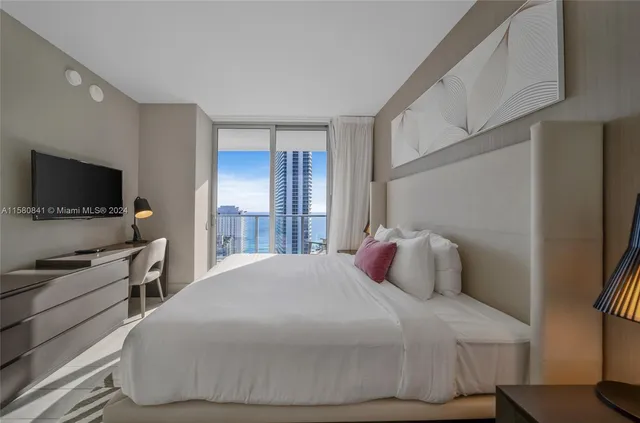 $6,000 | 4010 South Ocean Drive, Unit R2305, Hollywood, FL 33019