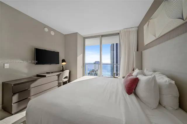 $6,000 | 4010 South Ocean Drive, Unit R2305, Hollywood, FL 33019