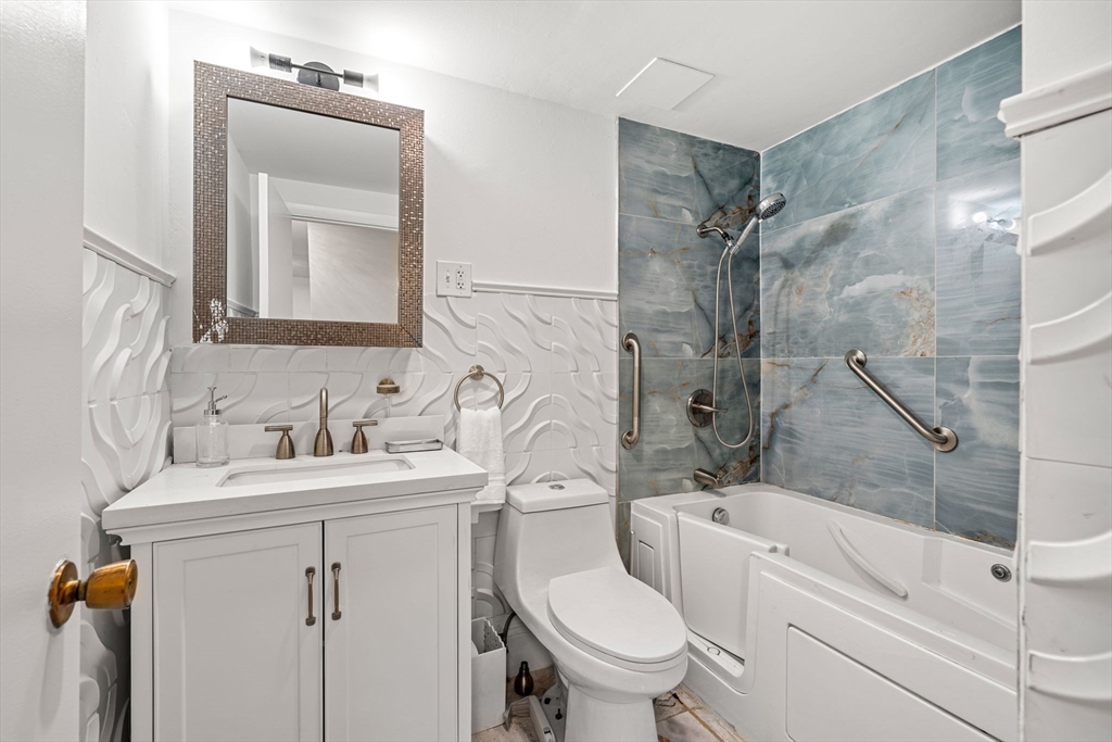 103 Newman Road, Unit 5 Malden, MA 02148 - Photo 14 of 27 Gallery Image 14