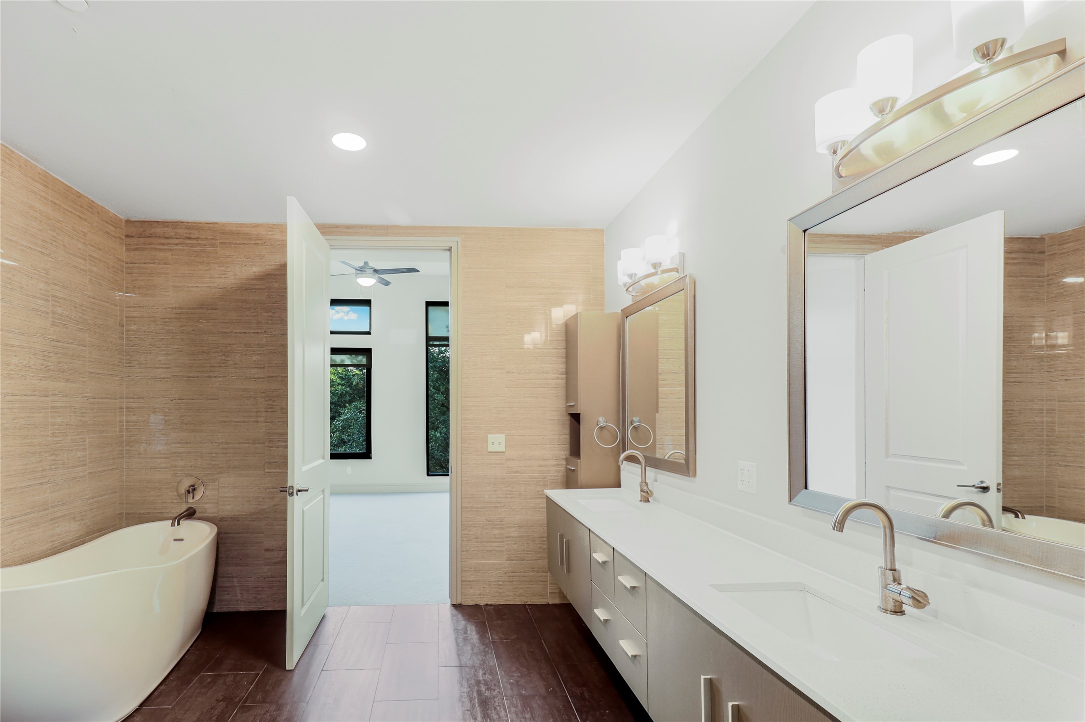 1414 Wood Hollow Drive, Unit 173 Houston, TX 77057 - Photo 14 of 24