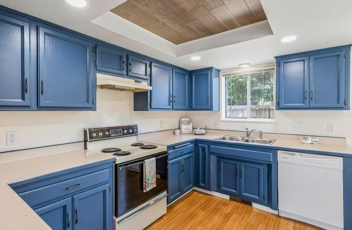 1675 Leonard Road Grants Pass, OR 97527 - Photo 9 of 25 9