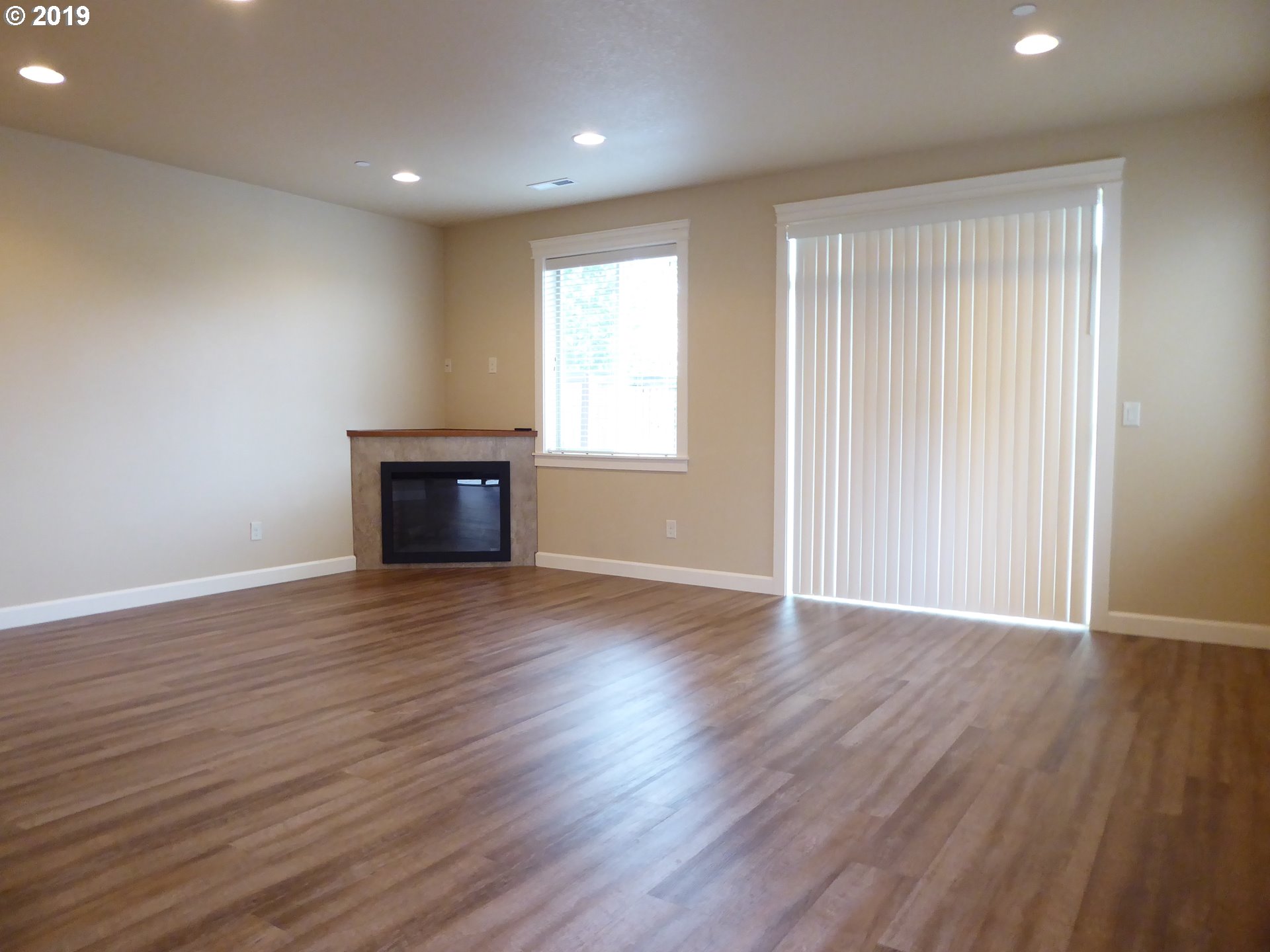 313 North 33rd Court Ridgefield, WA 98642 - Photo 4 of 18