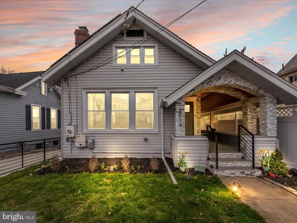 a house view with a outdoor space