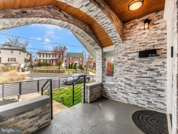 a view of a walk in closet