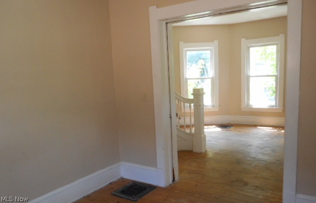 4269 Valley Road Cleveland, OH 44109 - Photo 15 of 22