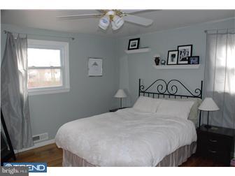 207 Covered Bridge Road Cherry Hill, NJ 08034 - Photo 11 of 12 Gallery Image 11