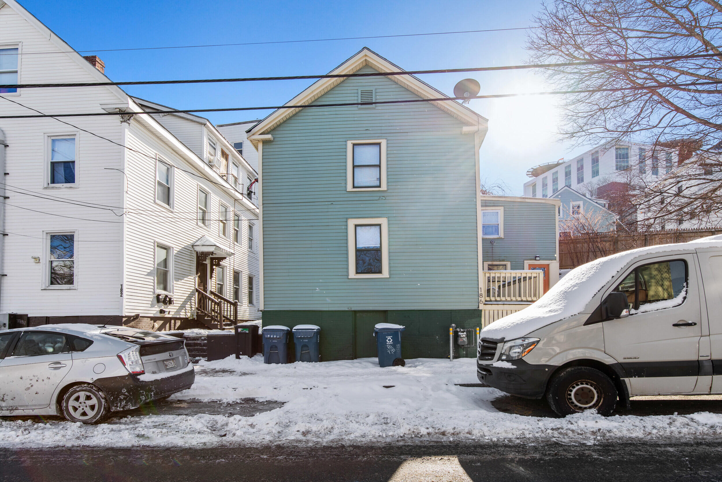 186 Grant Street Portland, ME 04101 - Photo 12 of 13 186 grant street portland-02