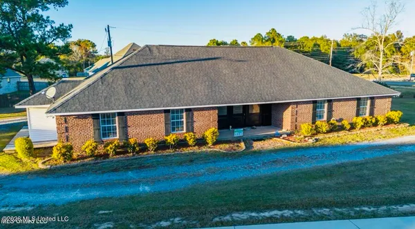 $380,000 | 7079 Menge Avenue, Pass Christian, MS 39571