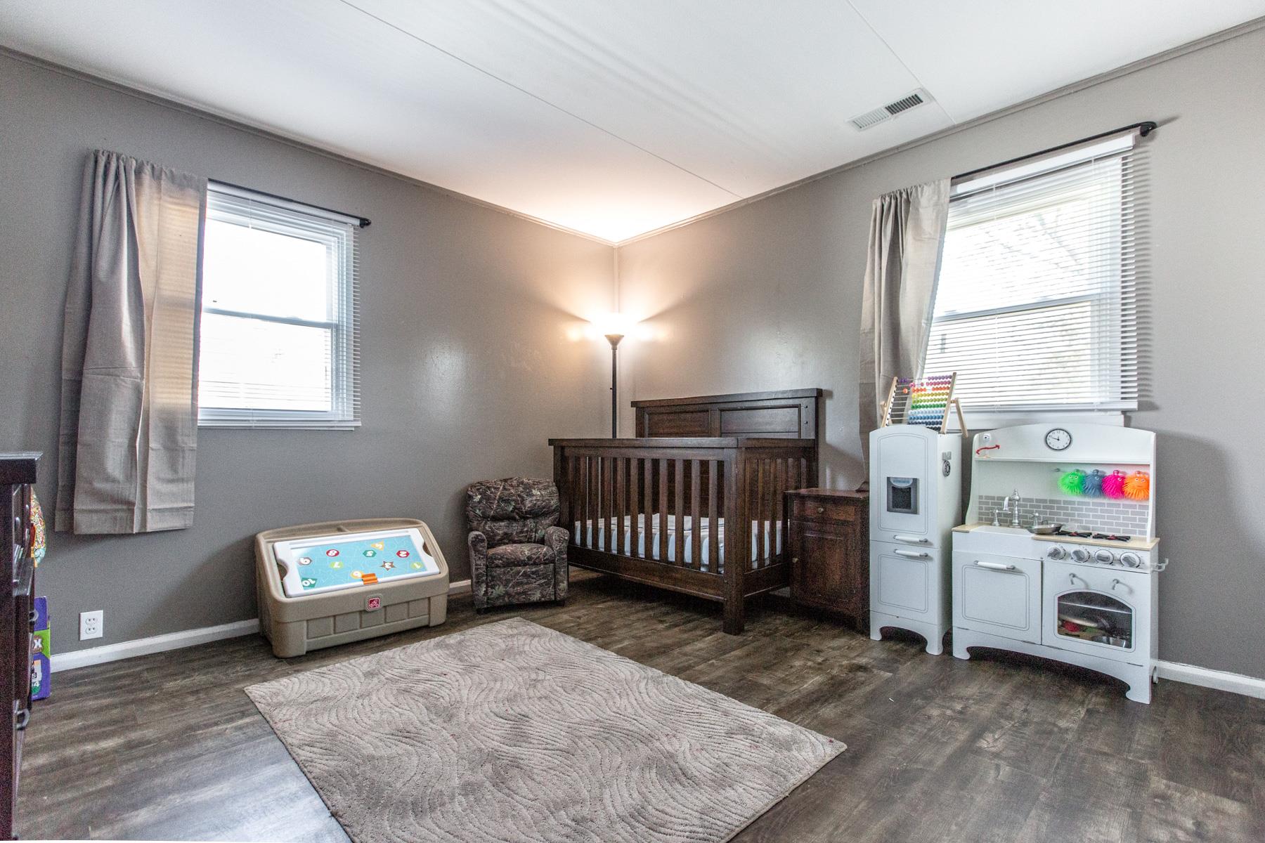 607 Bryan Road Evansville, IN 47710 - Photo 18 of 27 Gallery Image 18