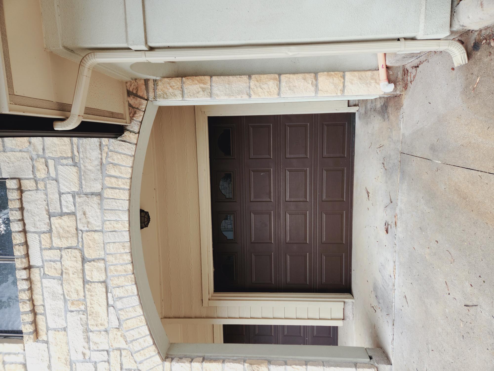 7701 Rialto Boulevard, Unit 833 Austin, TX 78735 - Photo 23 of 24 a front view of a house