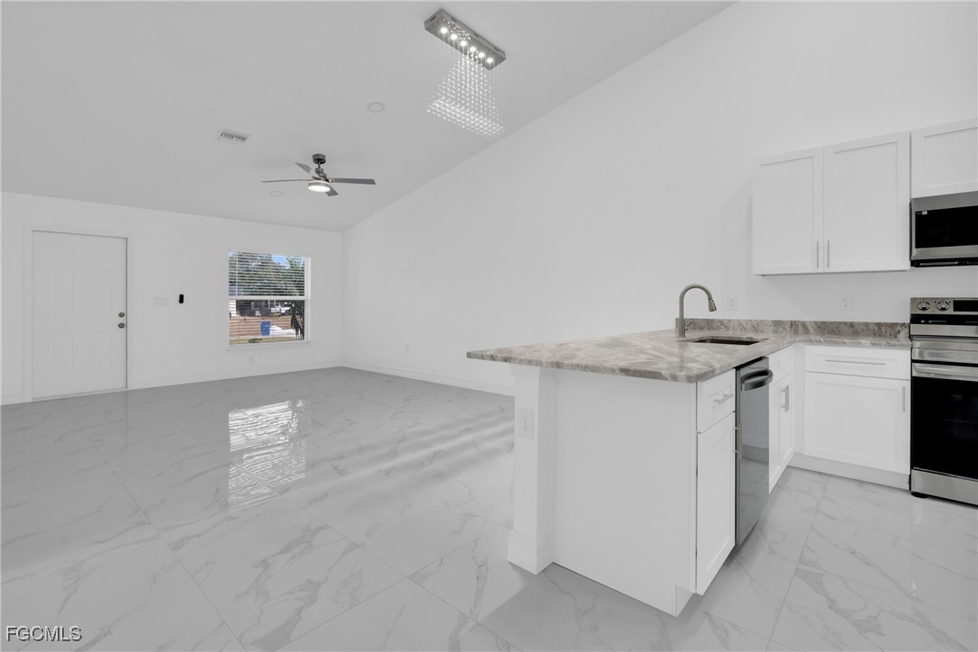 4533-4535 27th Street Southwest Lehigh Acres, FL 33973 - Photo 13 of 30