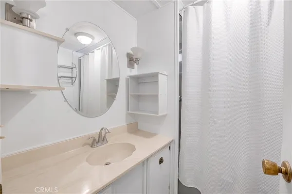$45,000 | 332 North Lyon Avenue, Unit 7, Hemet, CA 92543