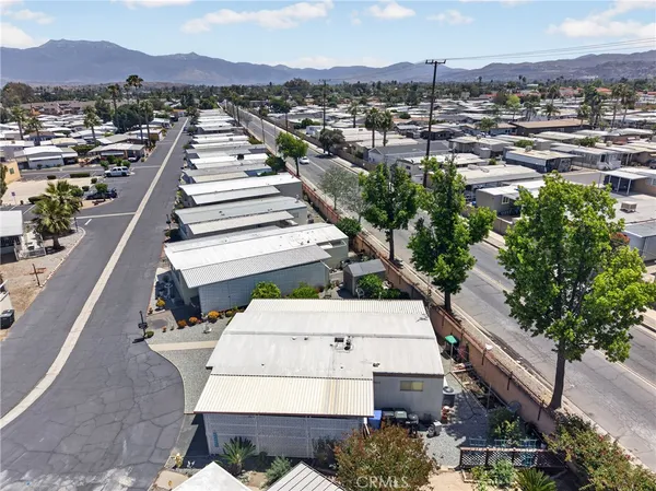 $45,000 | 332 North Lyon Avenue, Unit 7, Hemet, CA 92543