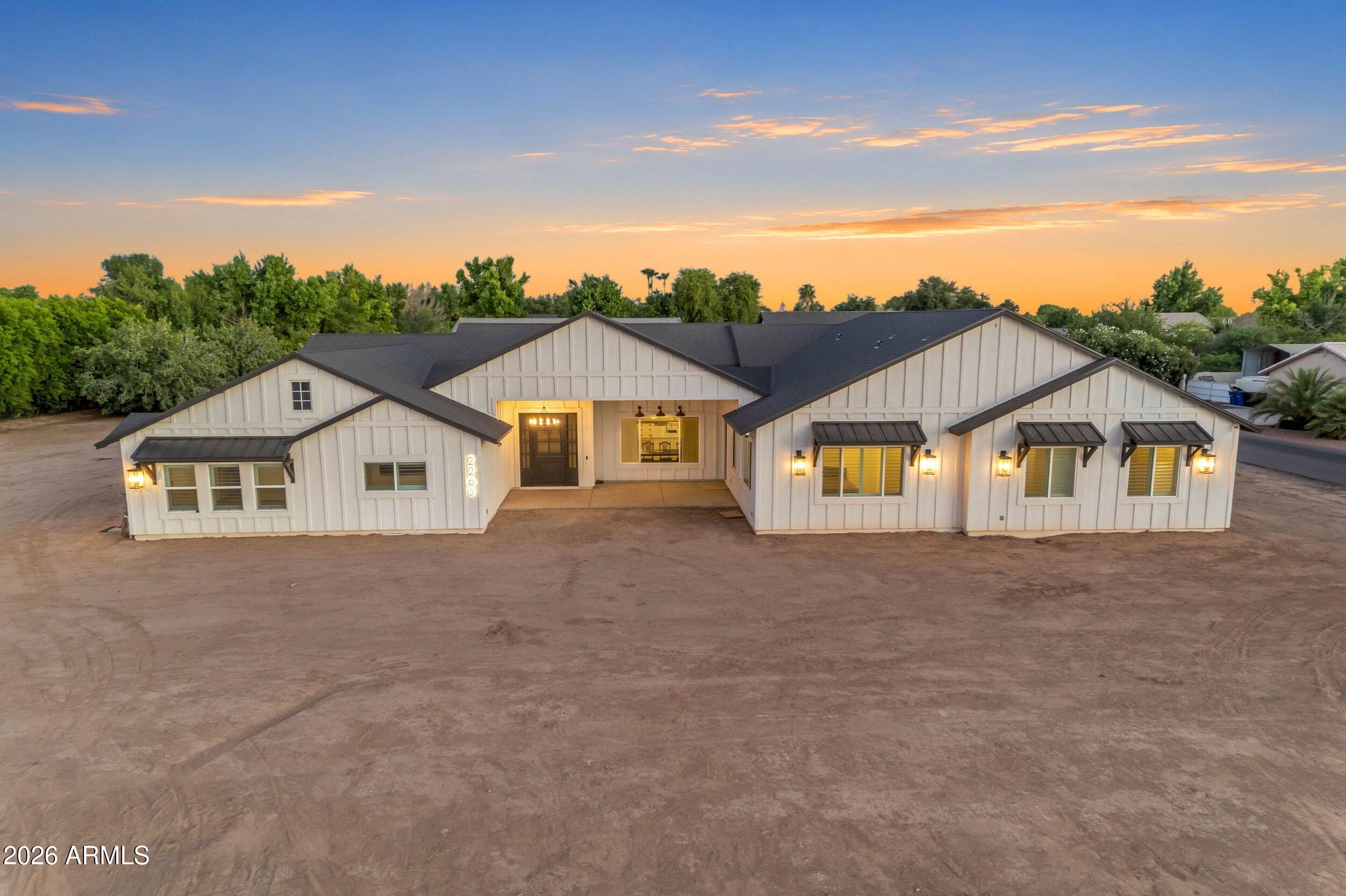 2265 East Bonanza Road Gilbert, AZ 85297 - Photo 9 of 71 009_031_a4m_sg_tw_876