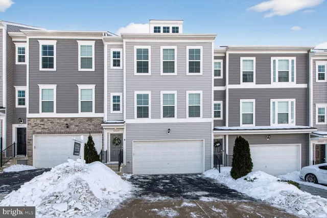 $714,950 | 42409 Arcola Vista Terrace, Sterling, VA 20166