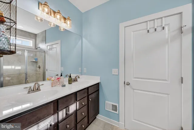 $714,950 | 42409 Arcola Vista Terrace, Sterling, VA 20166