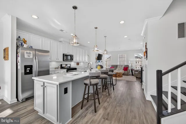 $714,950 | 42409 Arcola Vista Terrace, Sterling, VA 20166