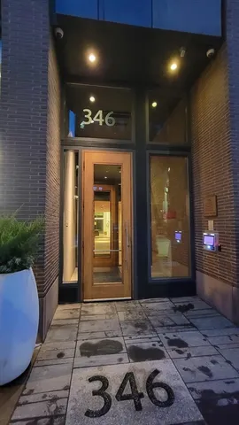 $4,500 | 346-354 Congress Street, Unit 505, Boston, MA 02210