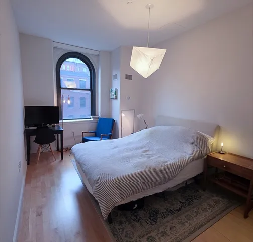 $4,500 | 346-354 Congress Street, Unit 505, Boston, MA 02210