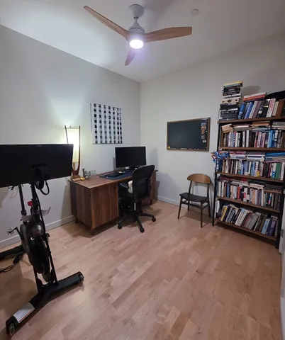 $4,500 | 346-354 Congress Street, Unit 505, Boston, MA 02210