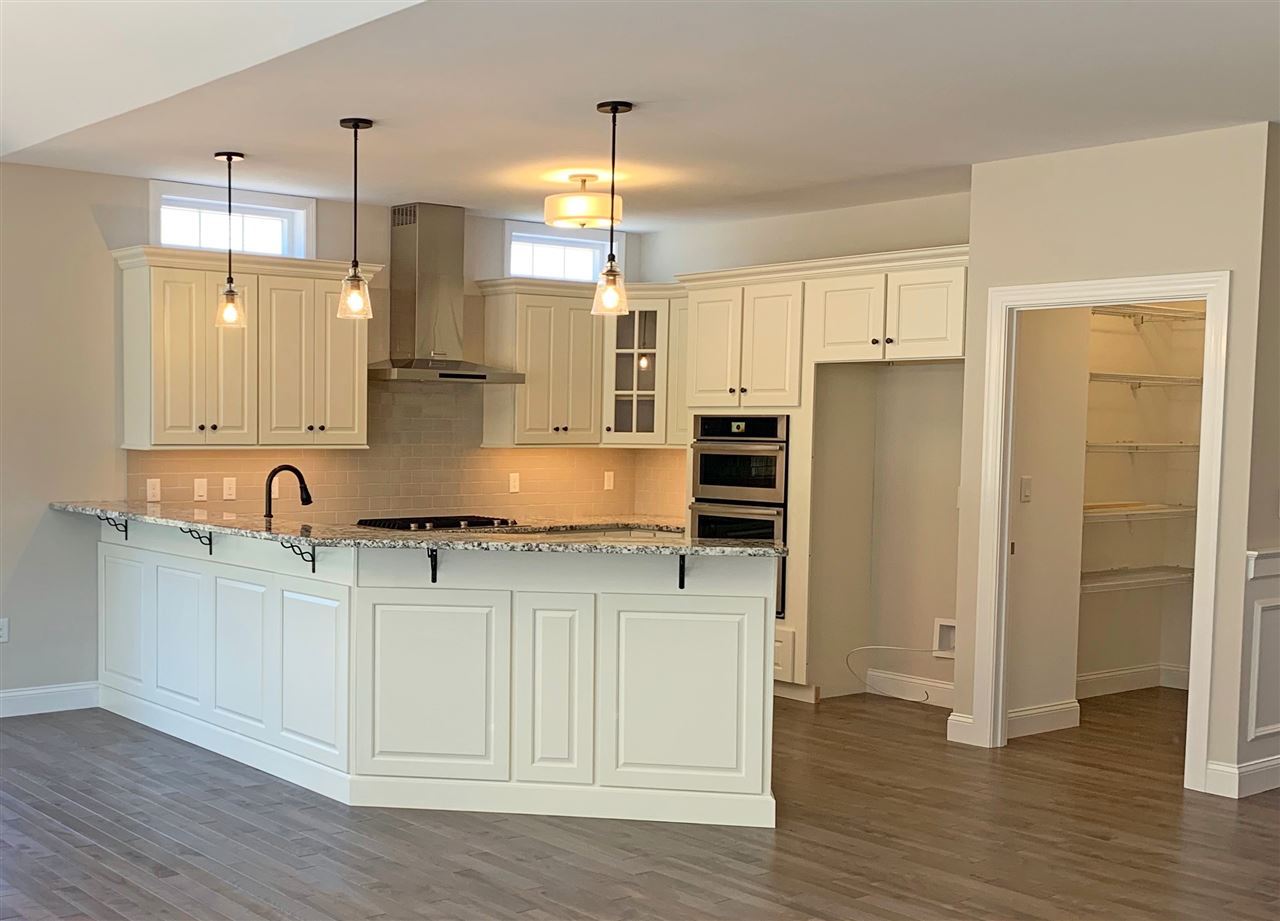 22 Pilgrim Road, Unit 65 Londonderry, NH 03053 - Photo 9 of 20 Gallery Image 9