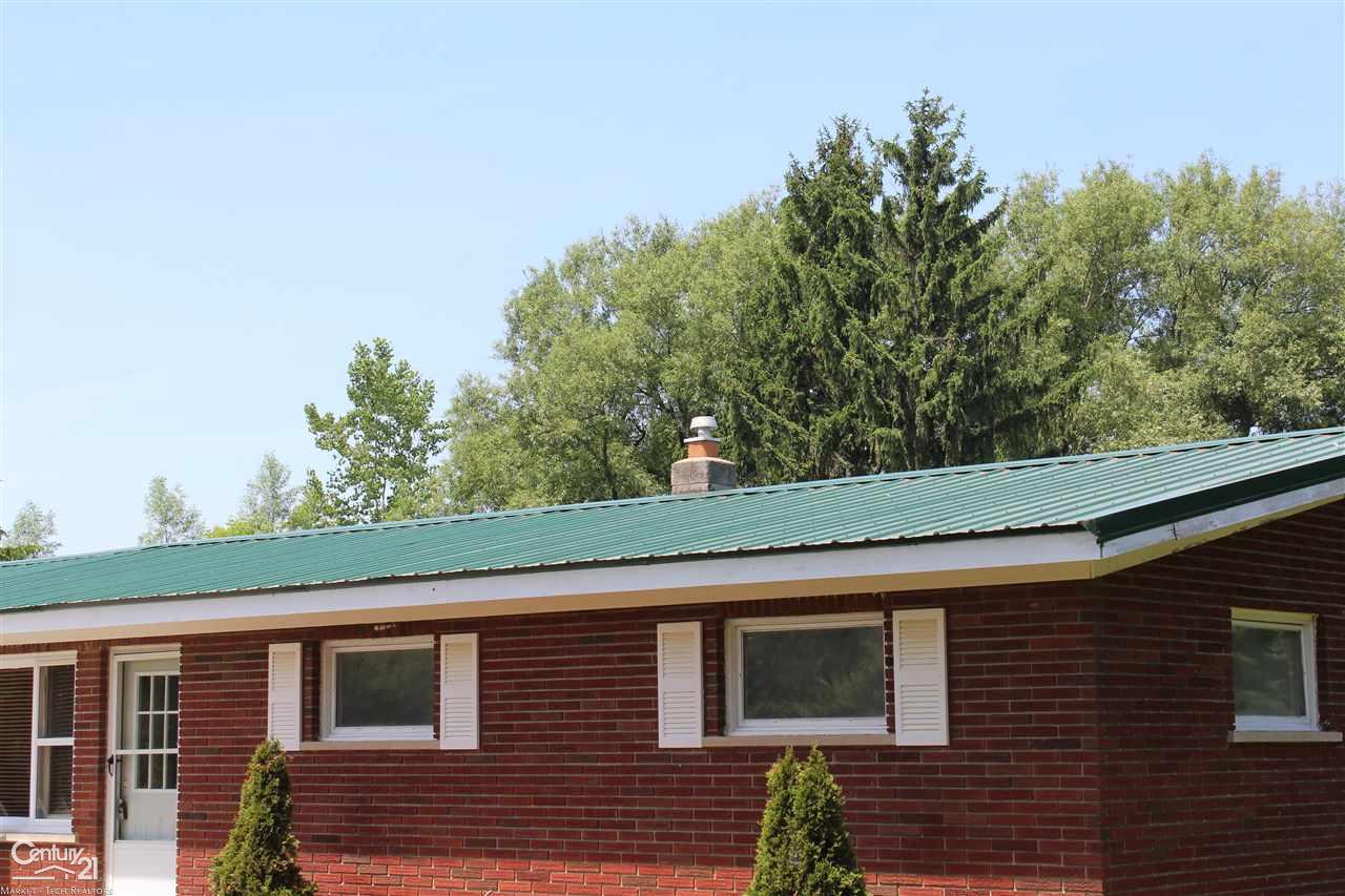 10868 Jeddo Road Yale, MI 48097 - Photo 5 of 18
