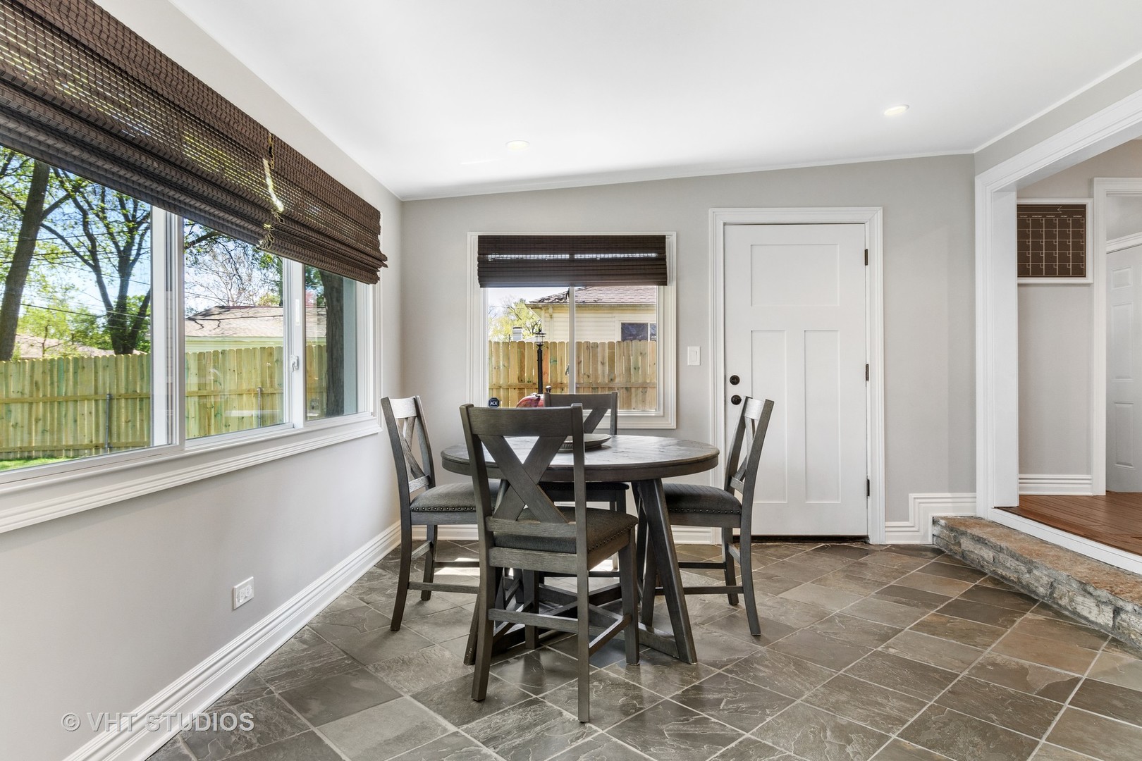 675 Mohave Street Hoffman Estates, IL 60169 - Photo 13 of 22