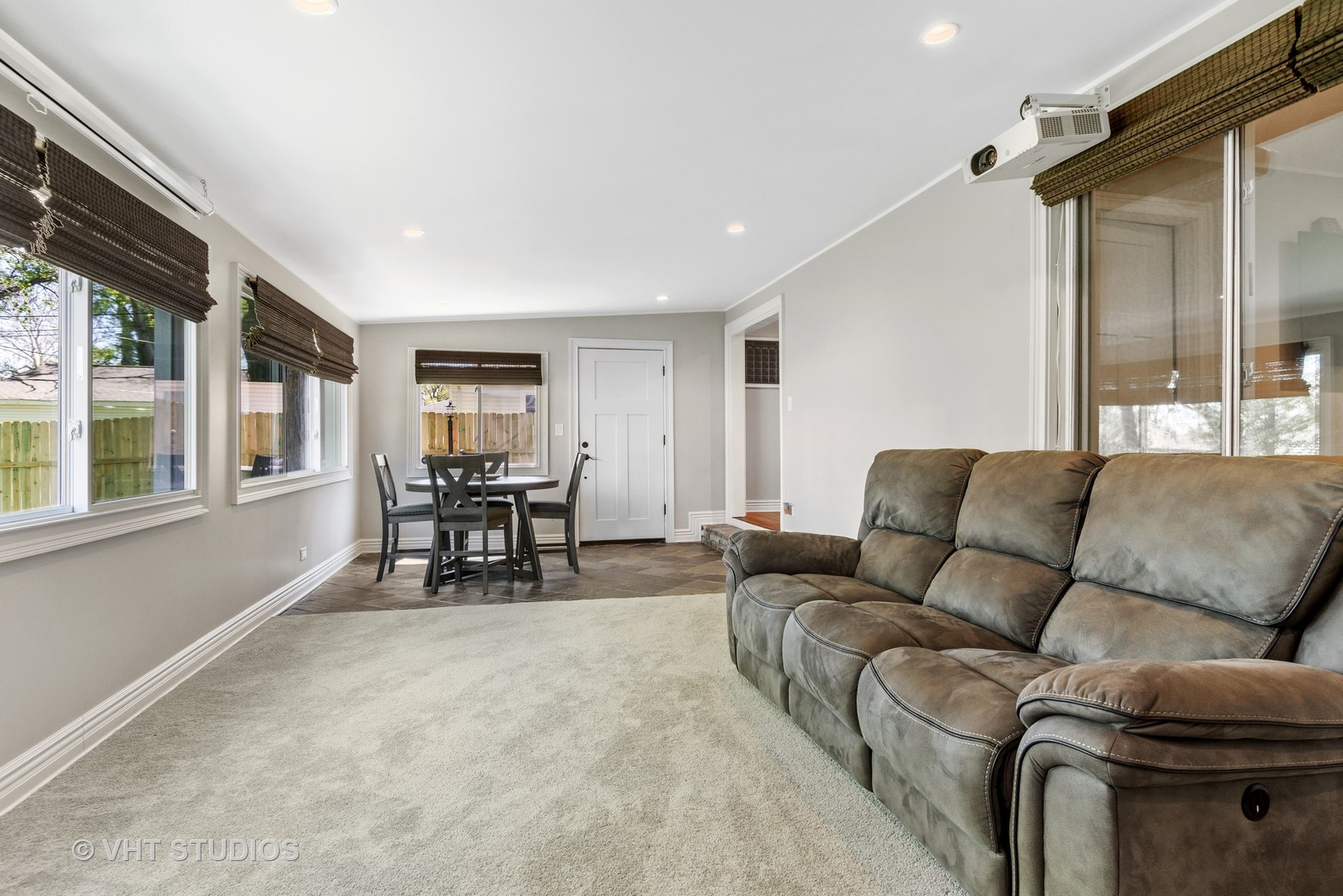 675 Mohave Street Hoffman Estates, IL 60169 - Photo 14 of 22