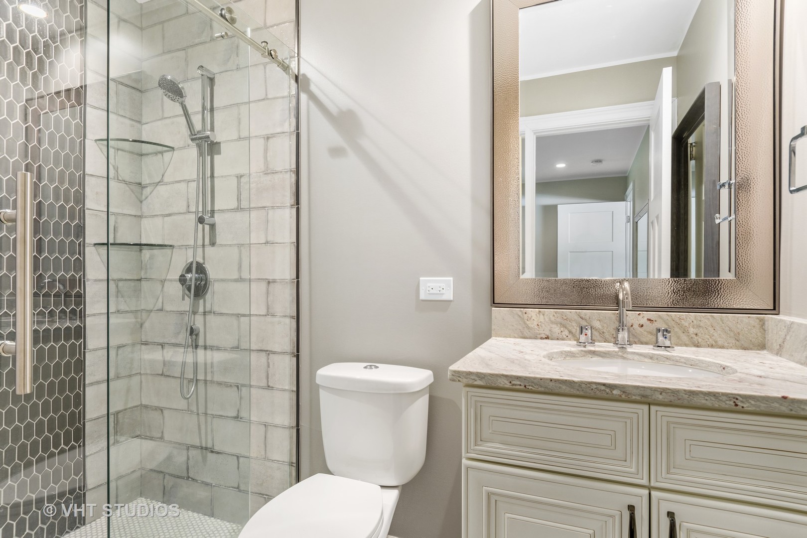 675 Mohave Street Hoffman Estates, IL 60169 - Photo 16 of 22