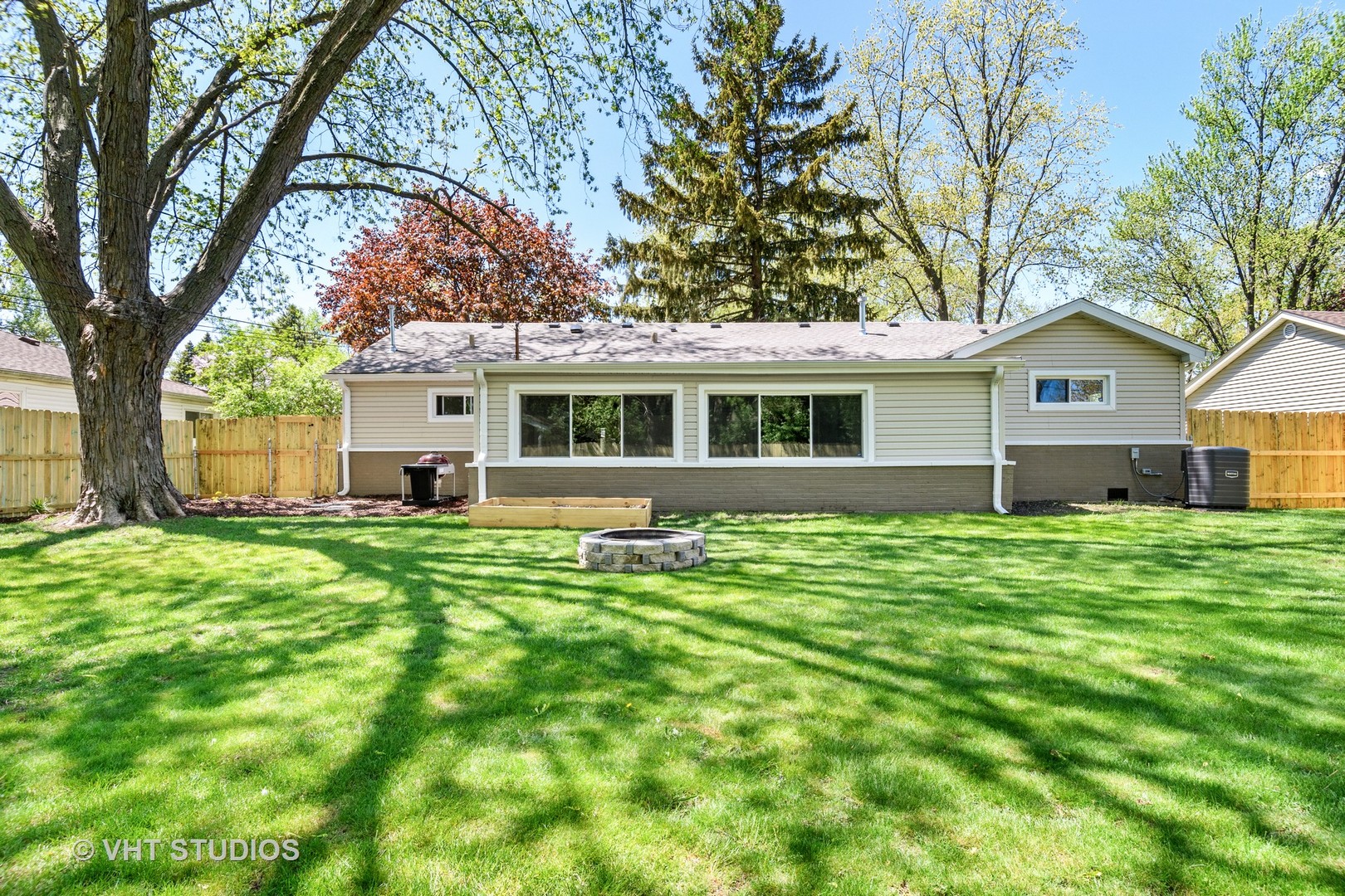 675 Mohave Street Hoffman Estates, IL 60169 - Photo 21 of 22