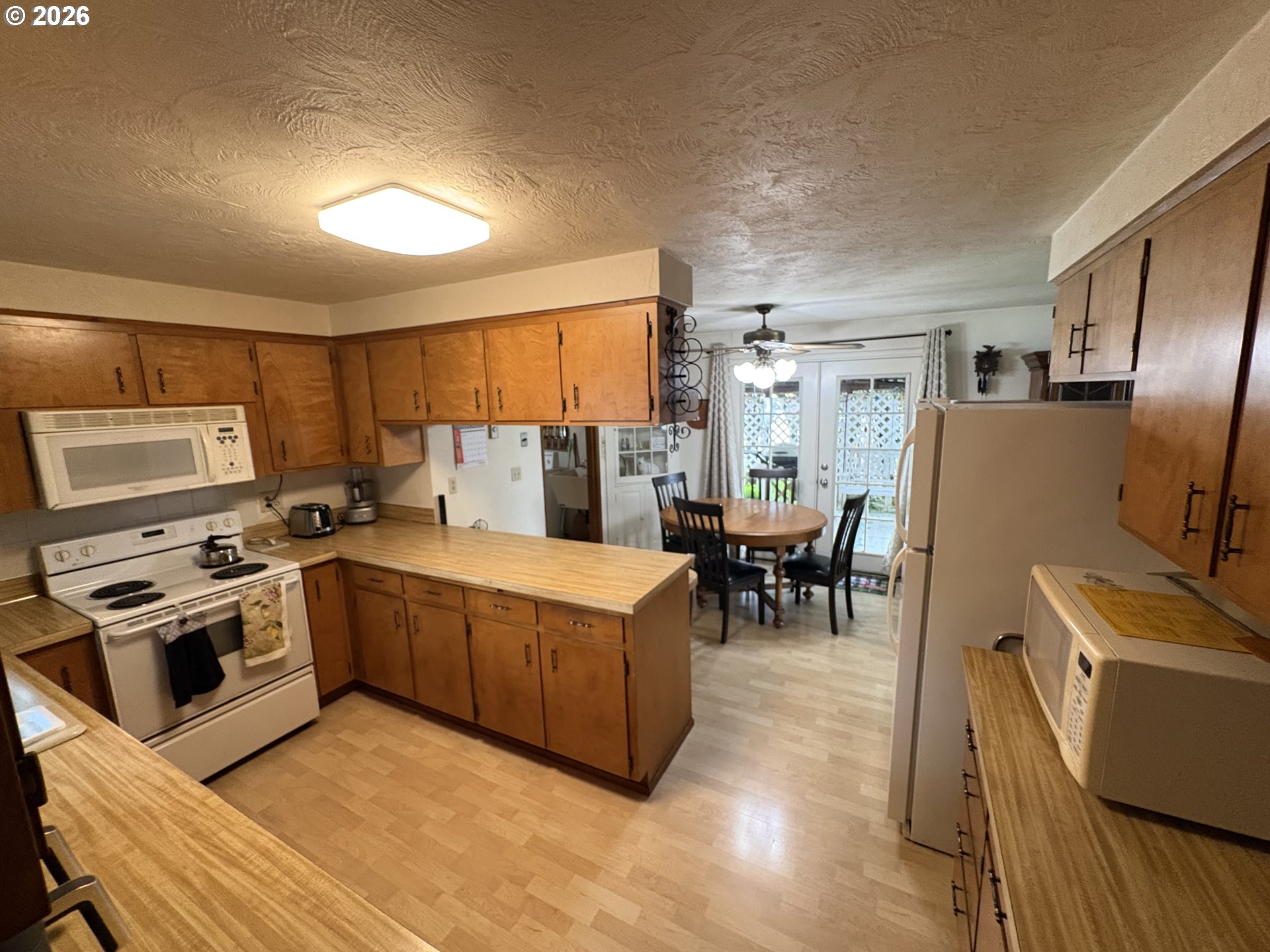 392 South 37th Street Springfield, OR 97478 - Photo 13 of 30