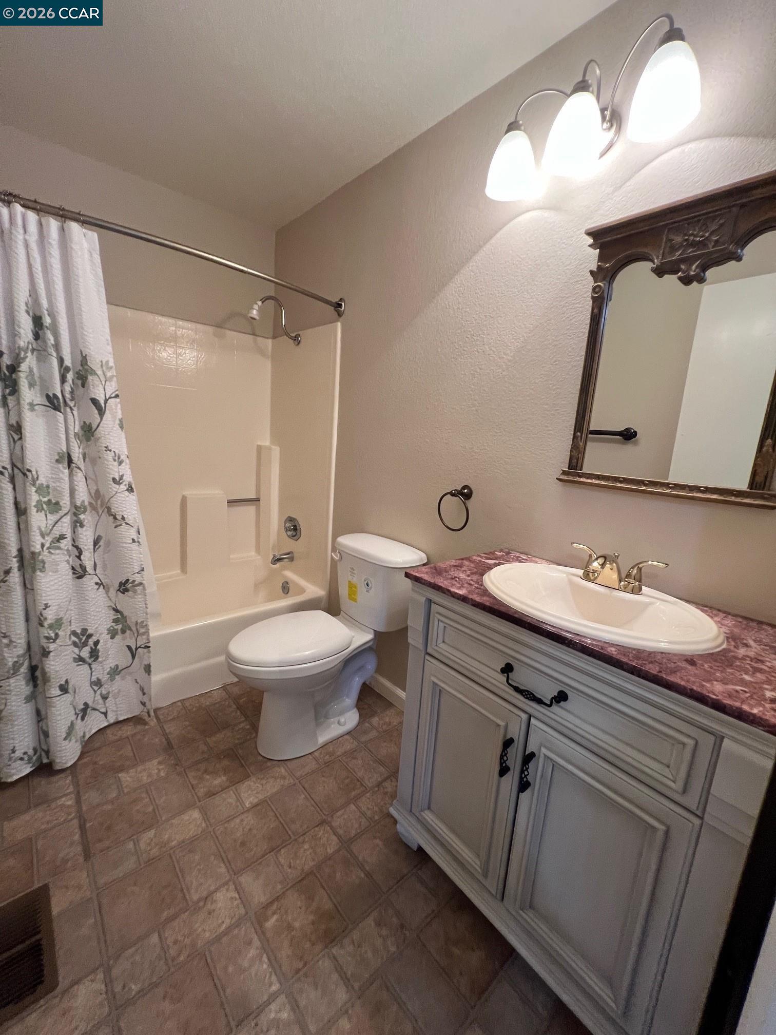 1115 Crest Ridge Lane Concord, CA 94521 - Photo 13 of 17