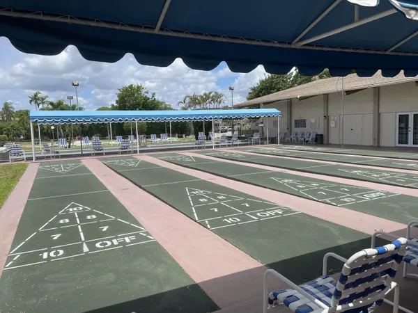 a view of a outdoor space