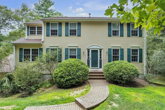 $829,000 | 31 Estate Drive, Exeter, RI 02822