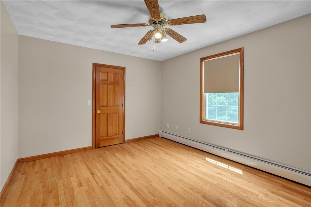 31 Estate Drive Exeter, RI 02822 - Photo 23 of 45