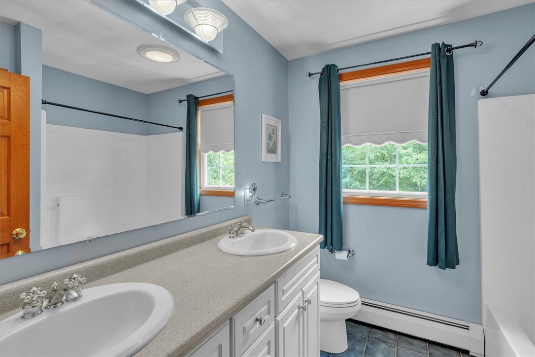 31 Estate Drive Exeter, RI 02822 - Photo 25 of 45